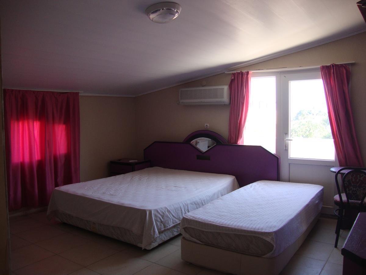 Degerli Motel Seferihisar Luaran gambar