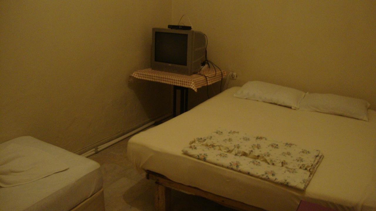Degerli Motel Seferihisar Luaran gambar